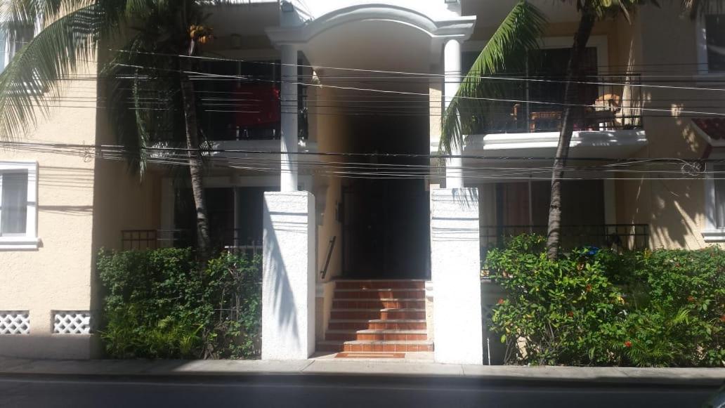 Apartamento In Center With Pool *