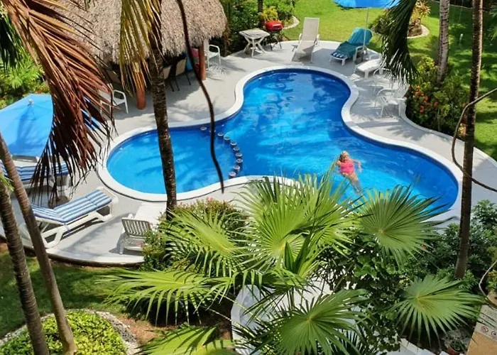 Nice Apart In Center With Pool